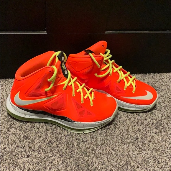 LeBron James - Picture 4 of 4